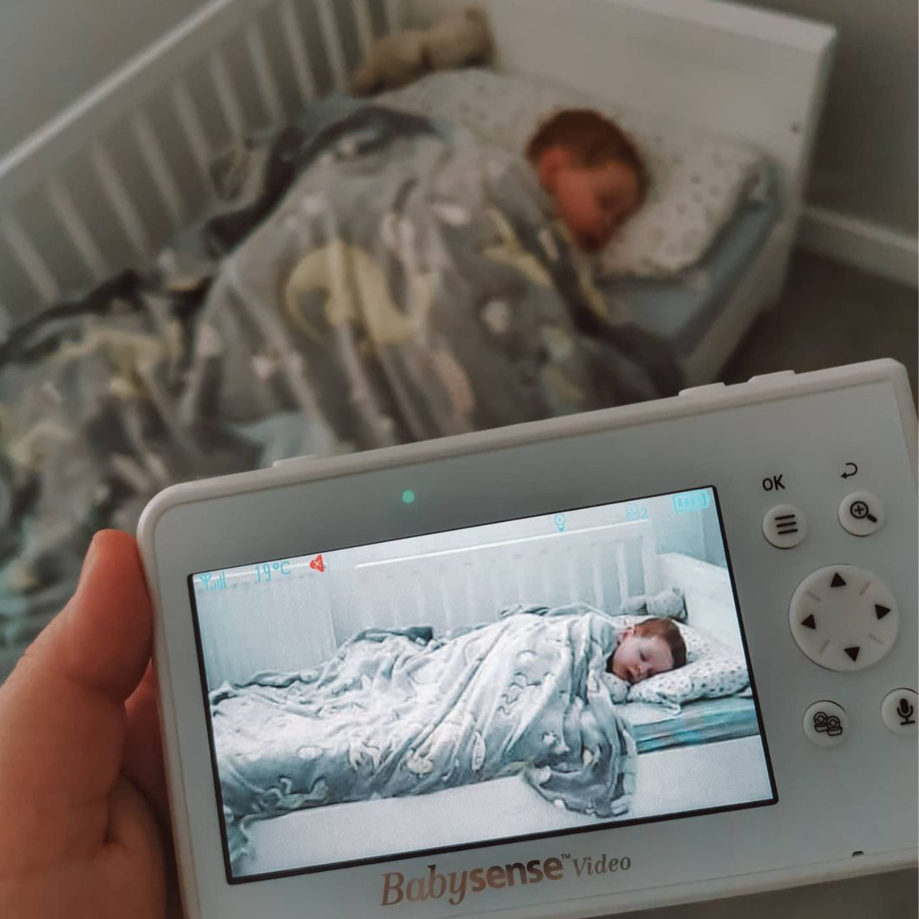 Babysense V43: Video Baby Monitor with 2 Cameras, Non Wifi, Split Screen & Night Light Machine